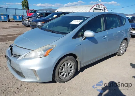 2014 Toyota Prius V Two z USA, uszkodzony, nr VIN JTDZN3EU0E3320379